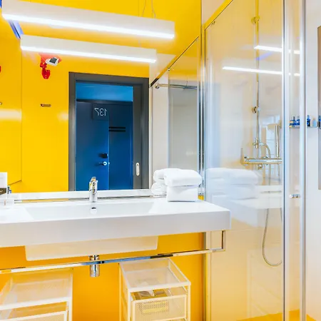 Pestana Cr7 (adults Only) Hotel Funchal (Madeira)