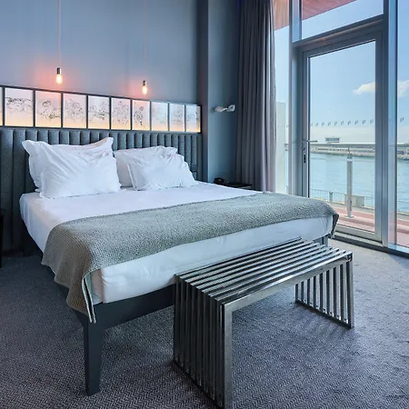 Hotel Pestana Cr7 4*