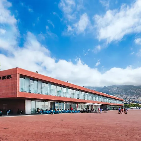 Hotel Pestana Cr7 Funchal (Madeira)
