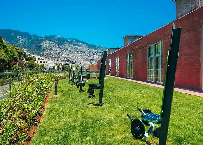 Pestana Cr7 (adults Only) מלון