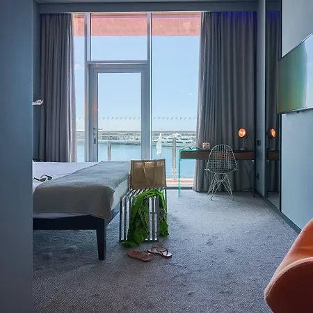 Ξενοδοχείο Pestana Cr7 (adults Only) 4*